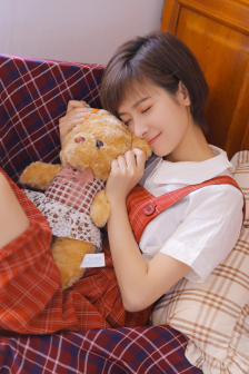 善良的女老师